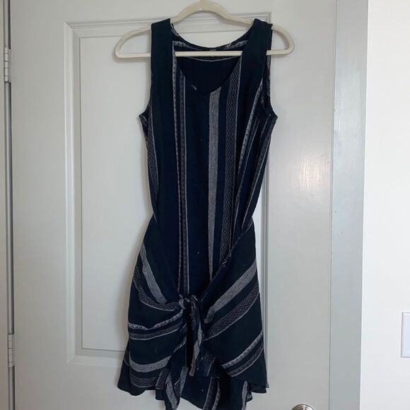 Drew brand morgan tie front wrap dress - Picture 1 of 1